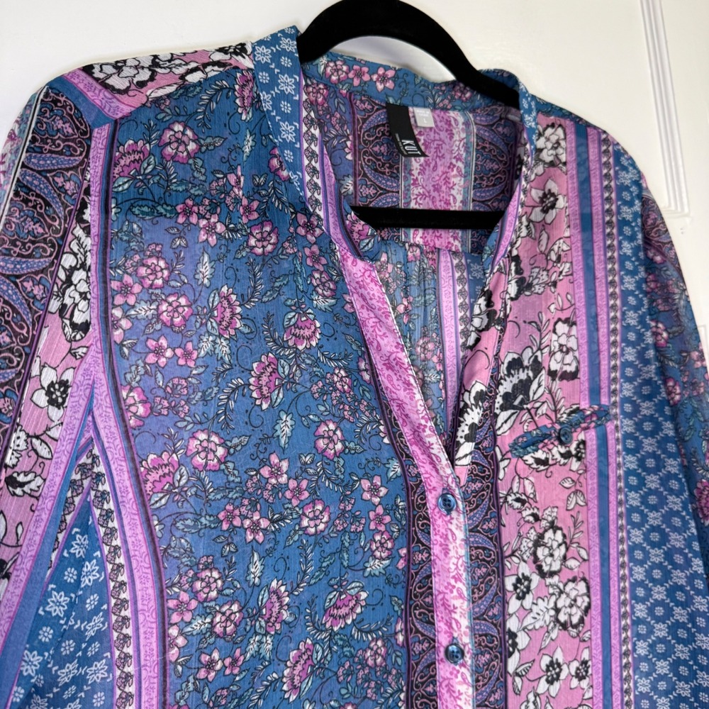 KUT from the Kloth Blue Pink Floral Paisley Patchwork Roll Tab Blouse Large - Picture 5 of 12